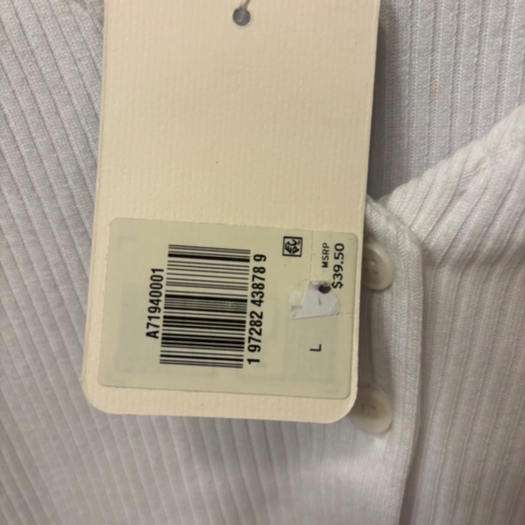 Levi’s White Ribbed Cropped Button Up Top NWT L | Y2K Slim Fit - Picture 3 of 7